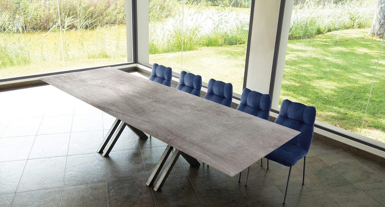 Valencia Crossfire Dining Table