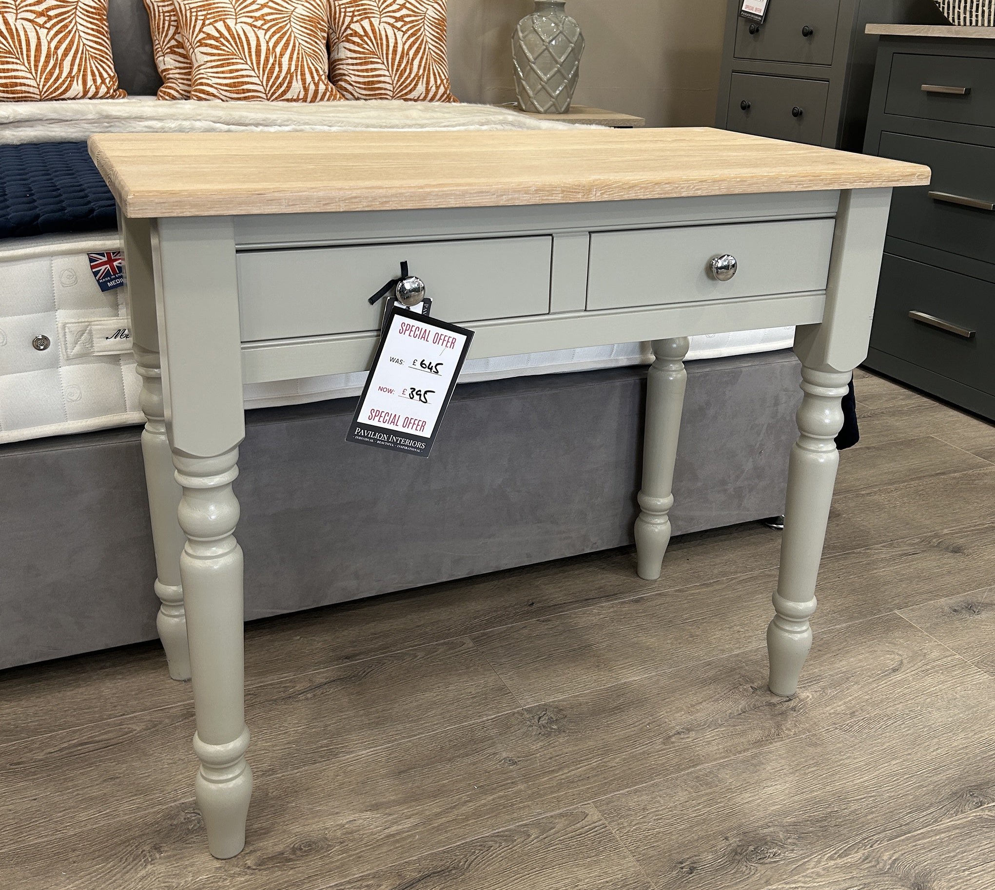 Special Offer - Hardwick Small Dressing Table