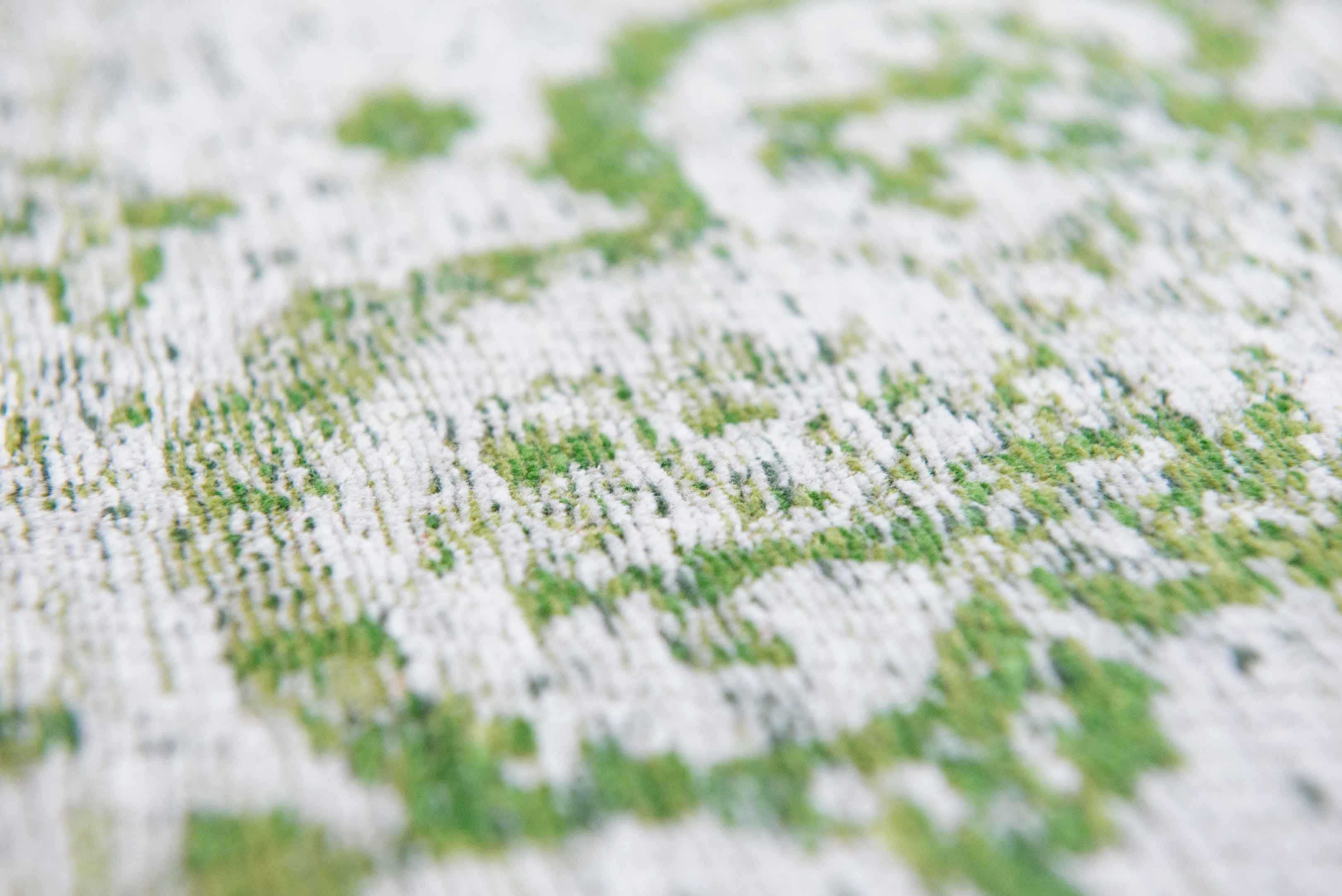 Louis De Poortere Rug - Fading World Collection - Medallion