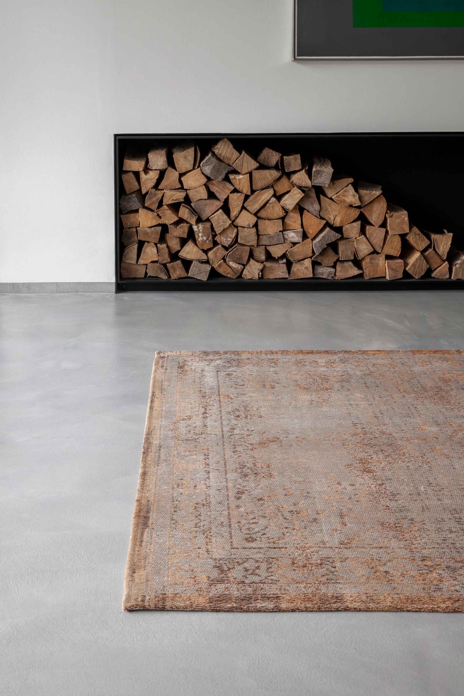 Louis De Poortere Rug - Fading World Collection - Medallion