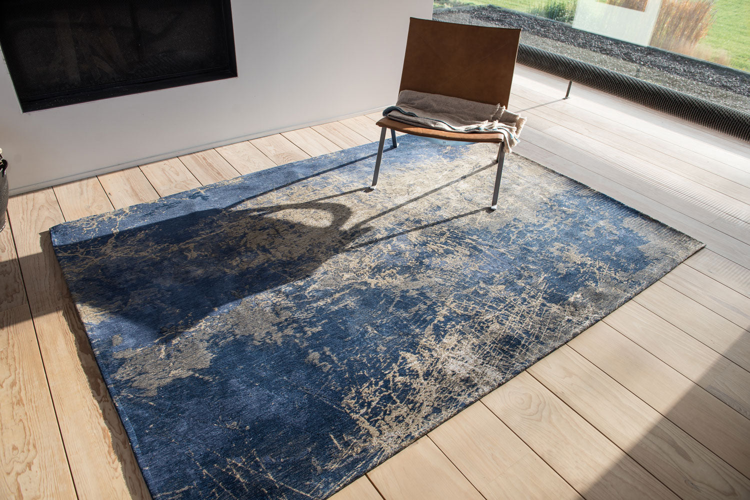 Louis De Poortere Rug - Mad Men Collection - Cracks