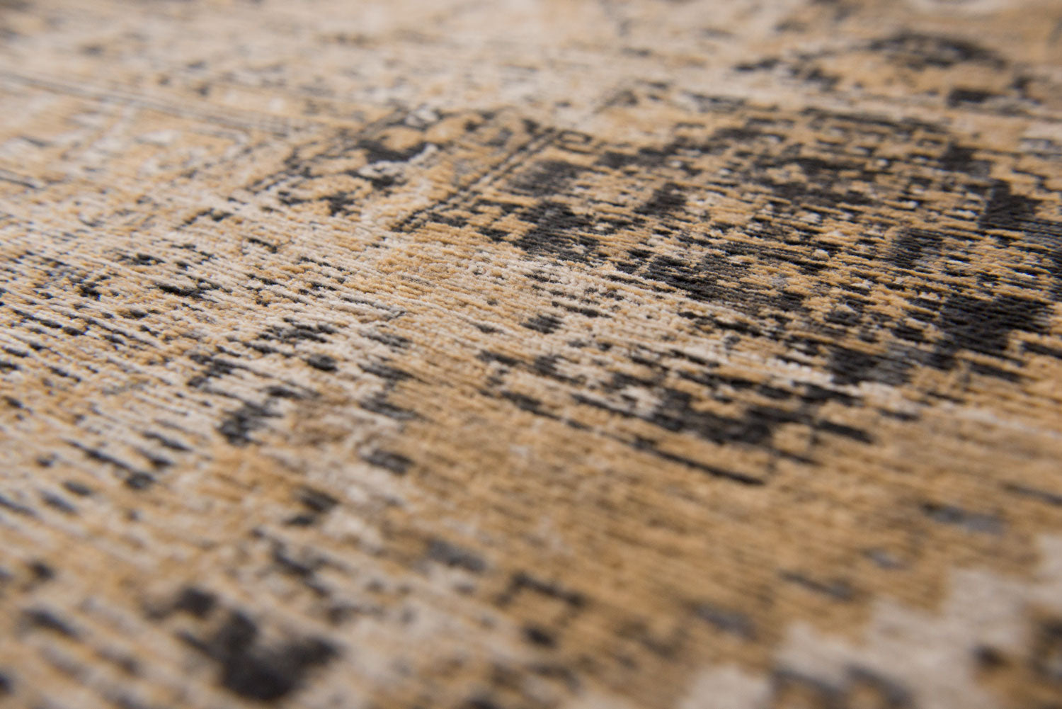 Louis De Poortere Rug - Antiquarian Collection - Hadschlu