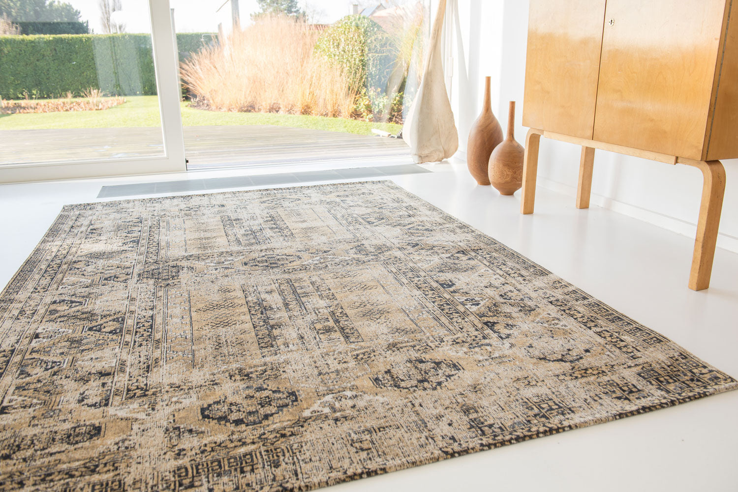 Louis De Poortere Rug - Antiquarian Collection - Hadschlu
