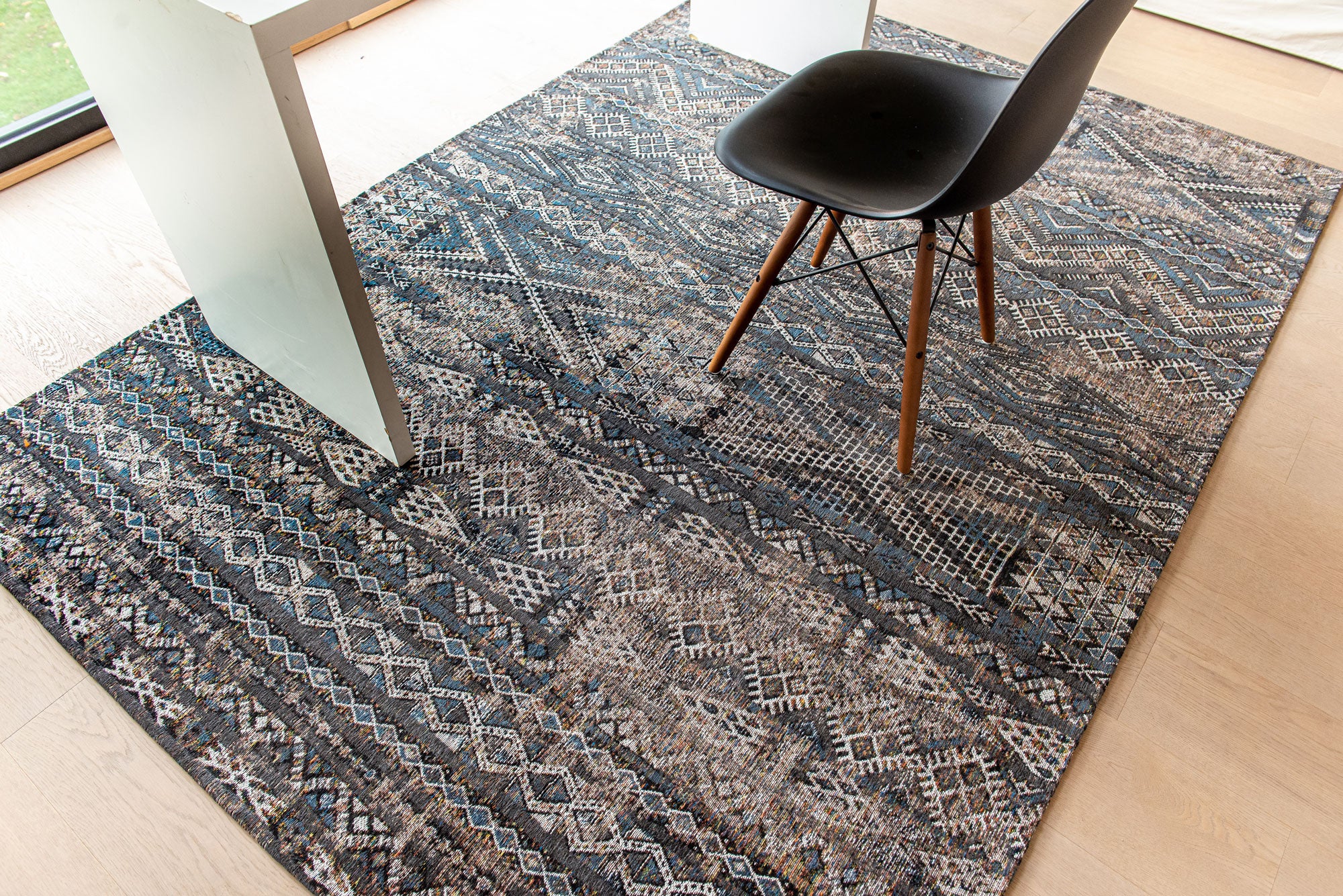 Louis De Poortere Rug - Antiquarian Collection - Kilim