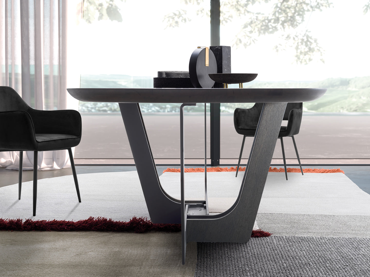 Venice Cosmopolitan Oak Top Oval Dining Table