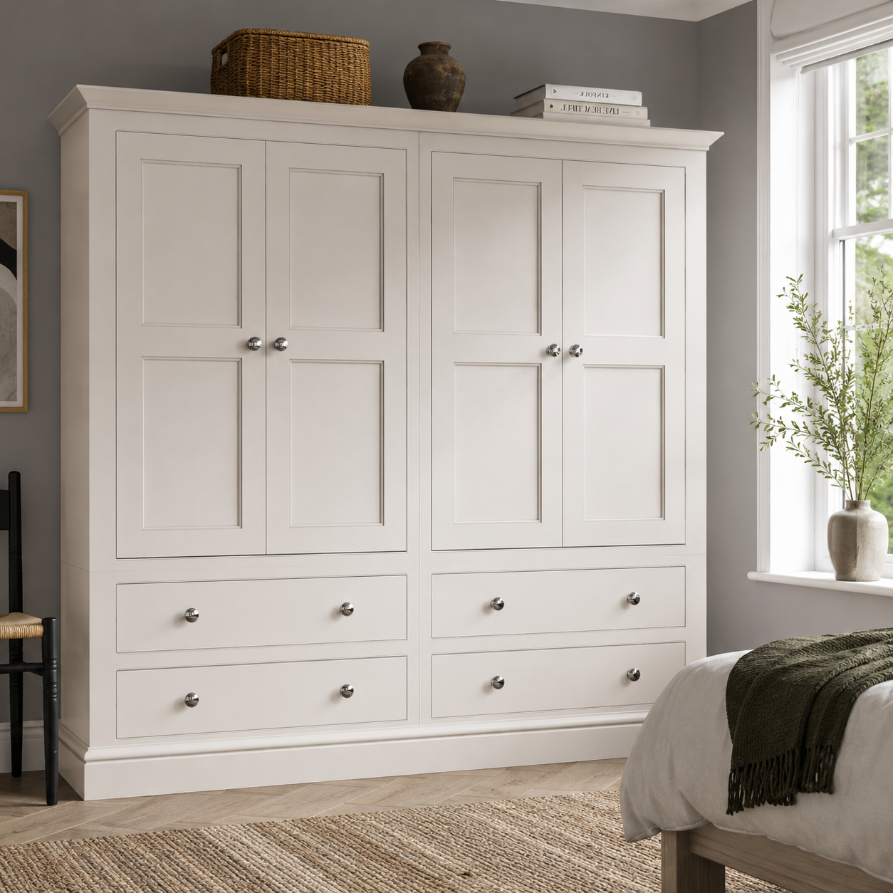 Hardwick Quad Wardrobe with 4 Drawers