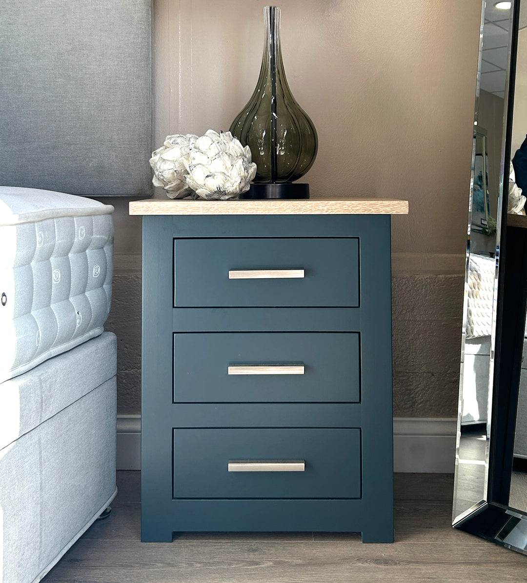 Lulworth_Bedside_LR.jpg