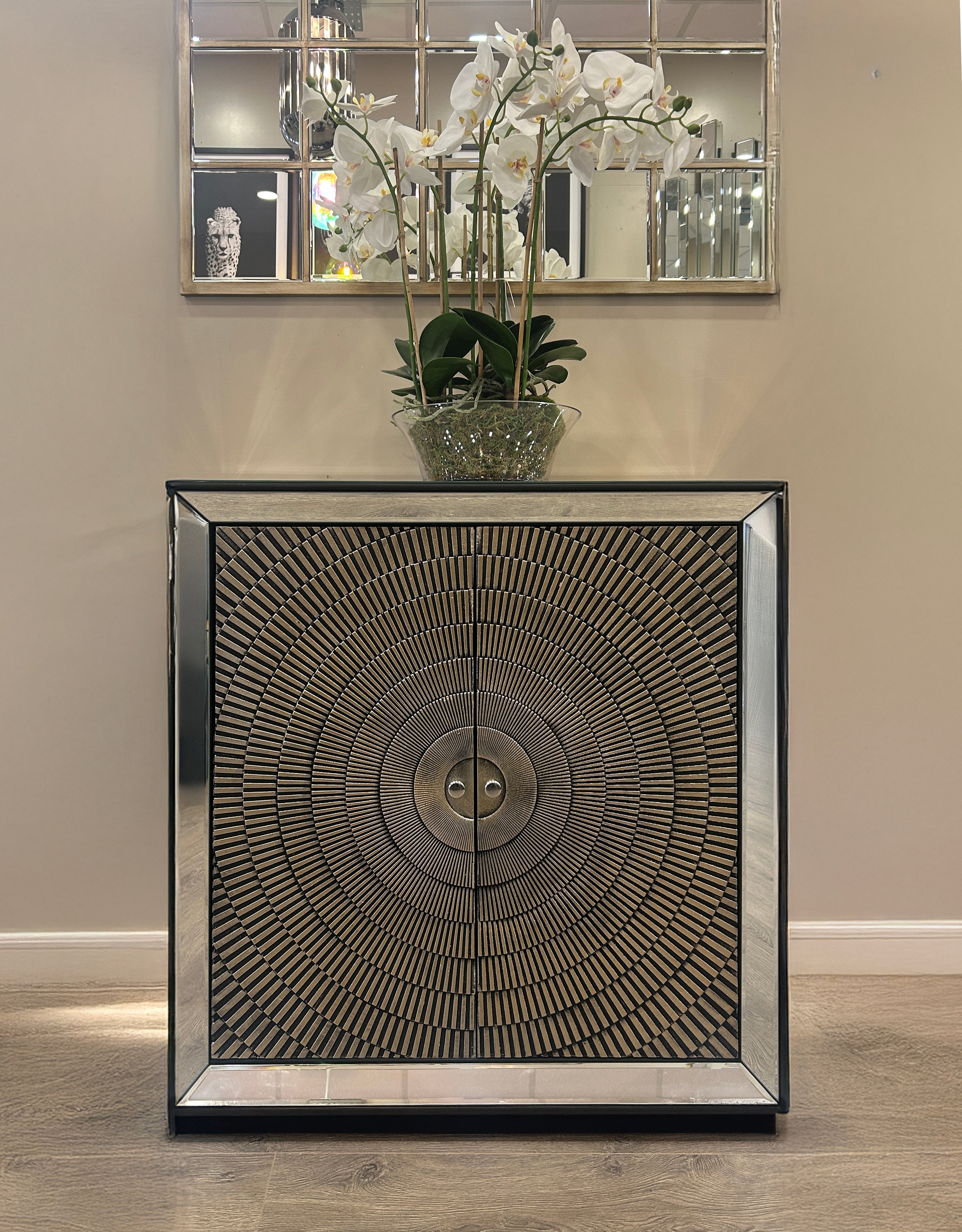 Venetian Circles 2 Door Cupboard