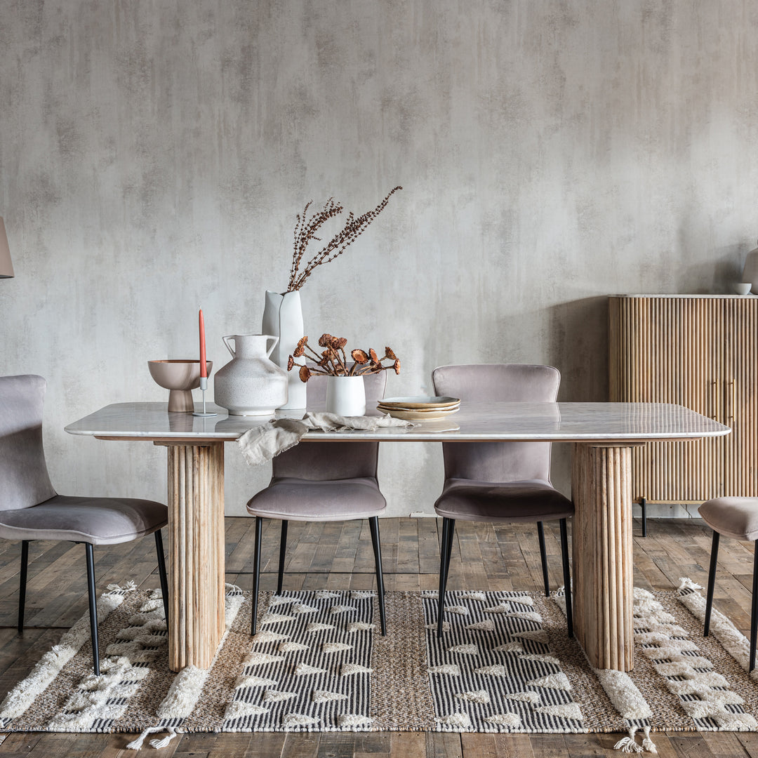 Windsor Dining Table