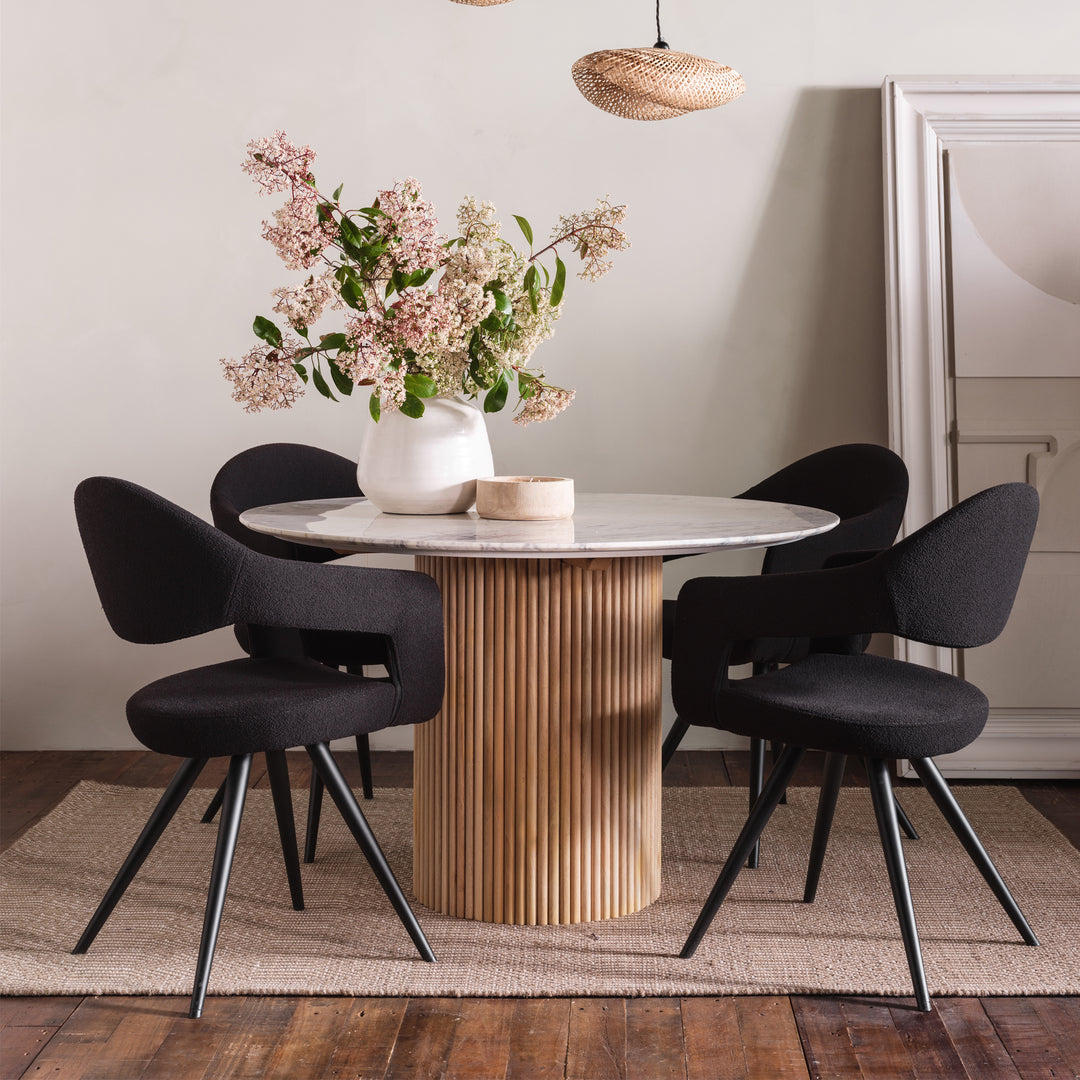 Windsor Round Dining Table