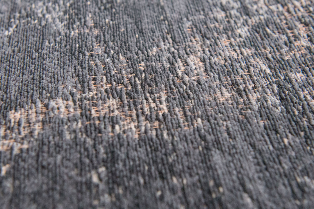 Louis De Poortere Rug - Fading World Collection - Medallion