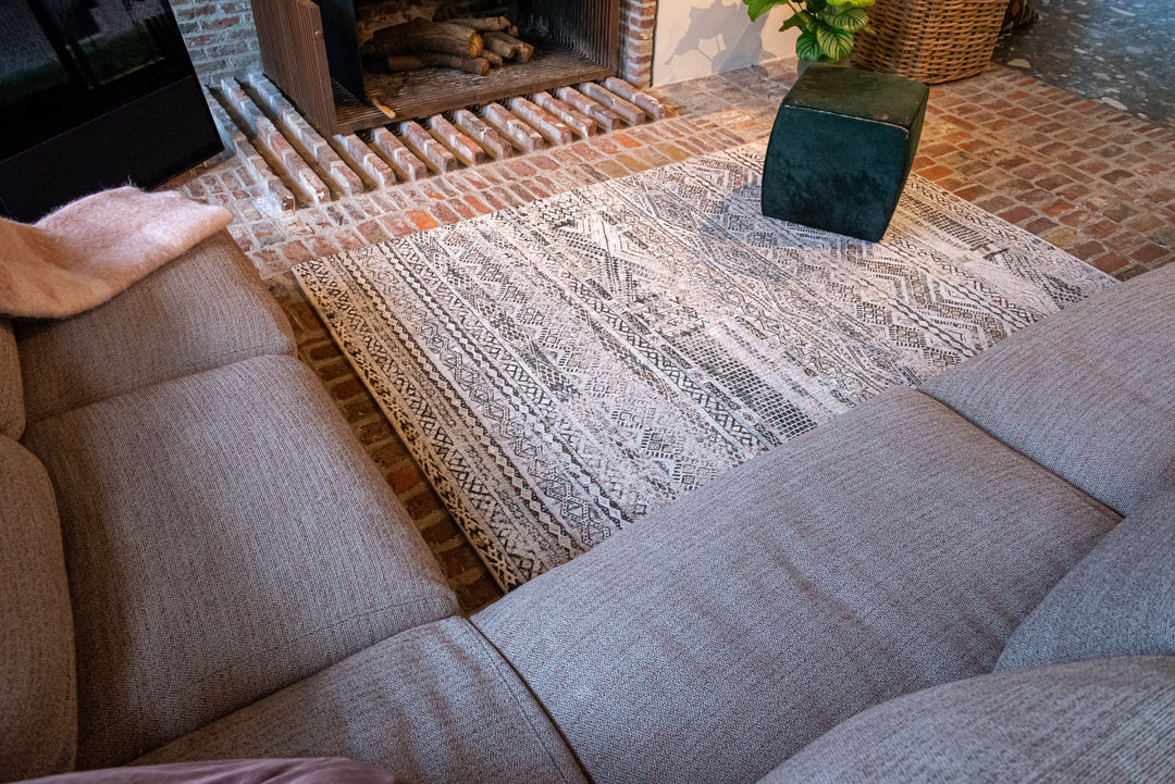 Louis De Poortere Rug - Antiquarian Collection - Kilim
