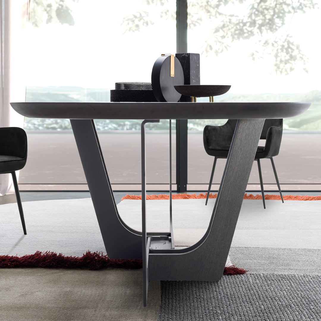 Venice Cosmopolitan Oak Top Oval Dining Table